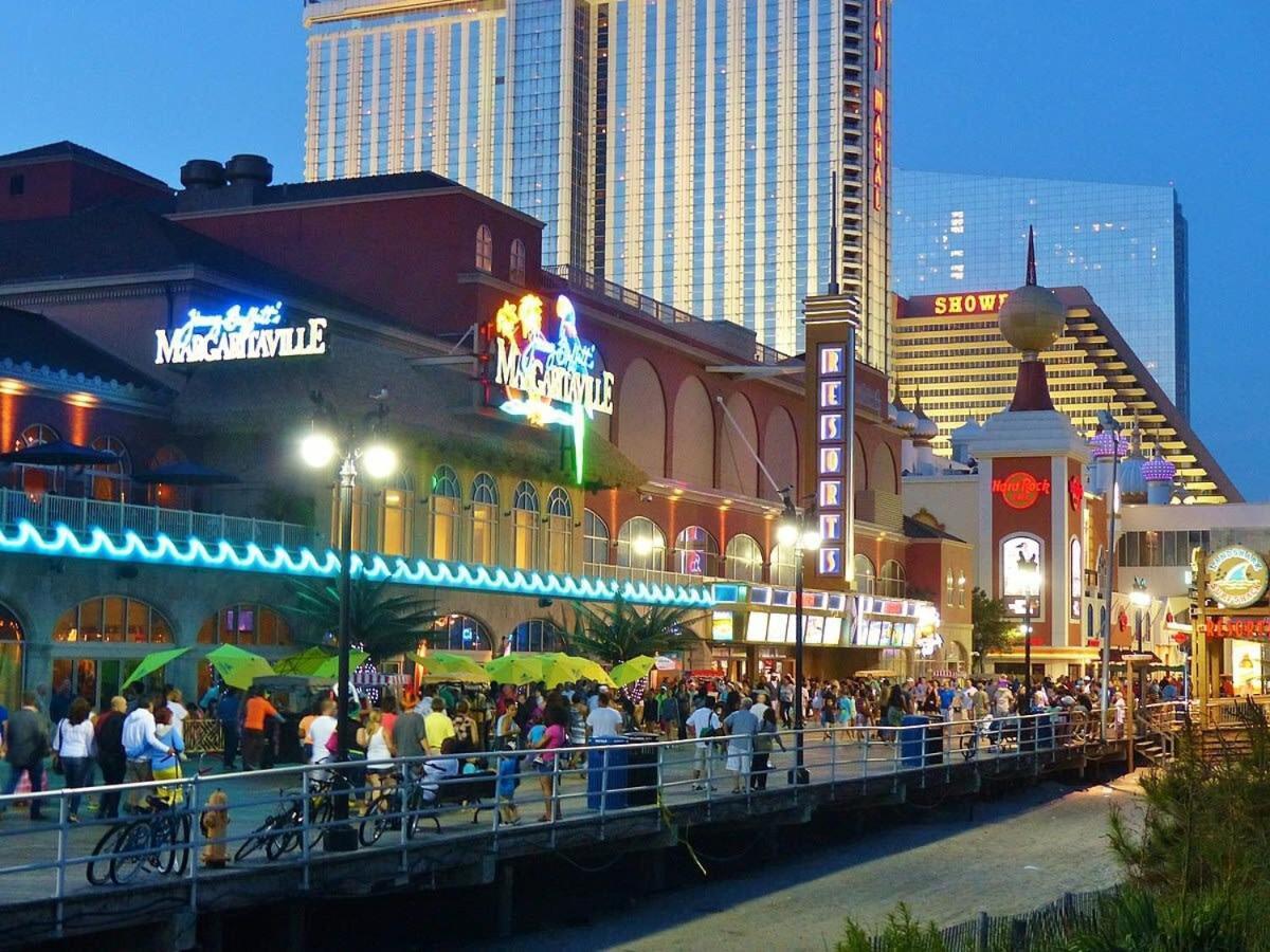 Stylish 2Br 3Ba Cozysuites On The Boardwalk Atlantic City Esterno foto
